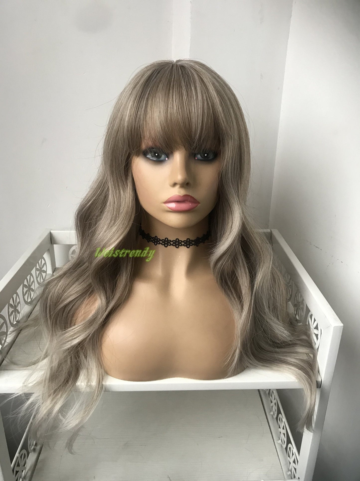 Mixed Brown Blonde Ombre Platinum Blonde Long Wavy Wigs with Fringes/Bangs Synthetic Wigs Heat Safe