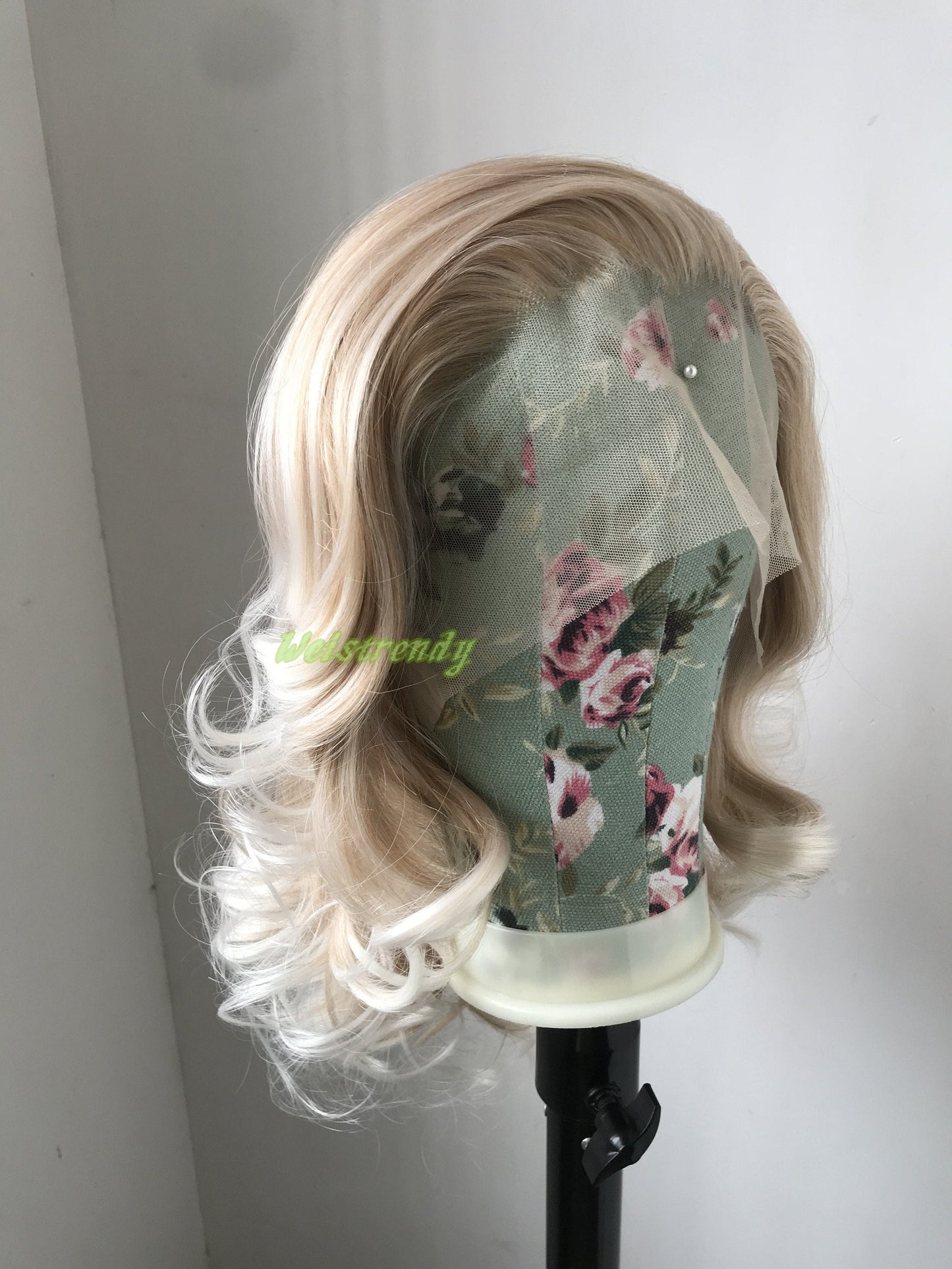 Mixed Blonde Ombre White Medium Length Waves Hair Synthetic Soft Swiss Lace Front Wig Free Part Heat Friendly