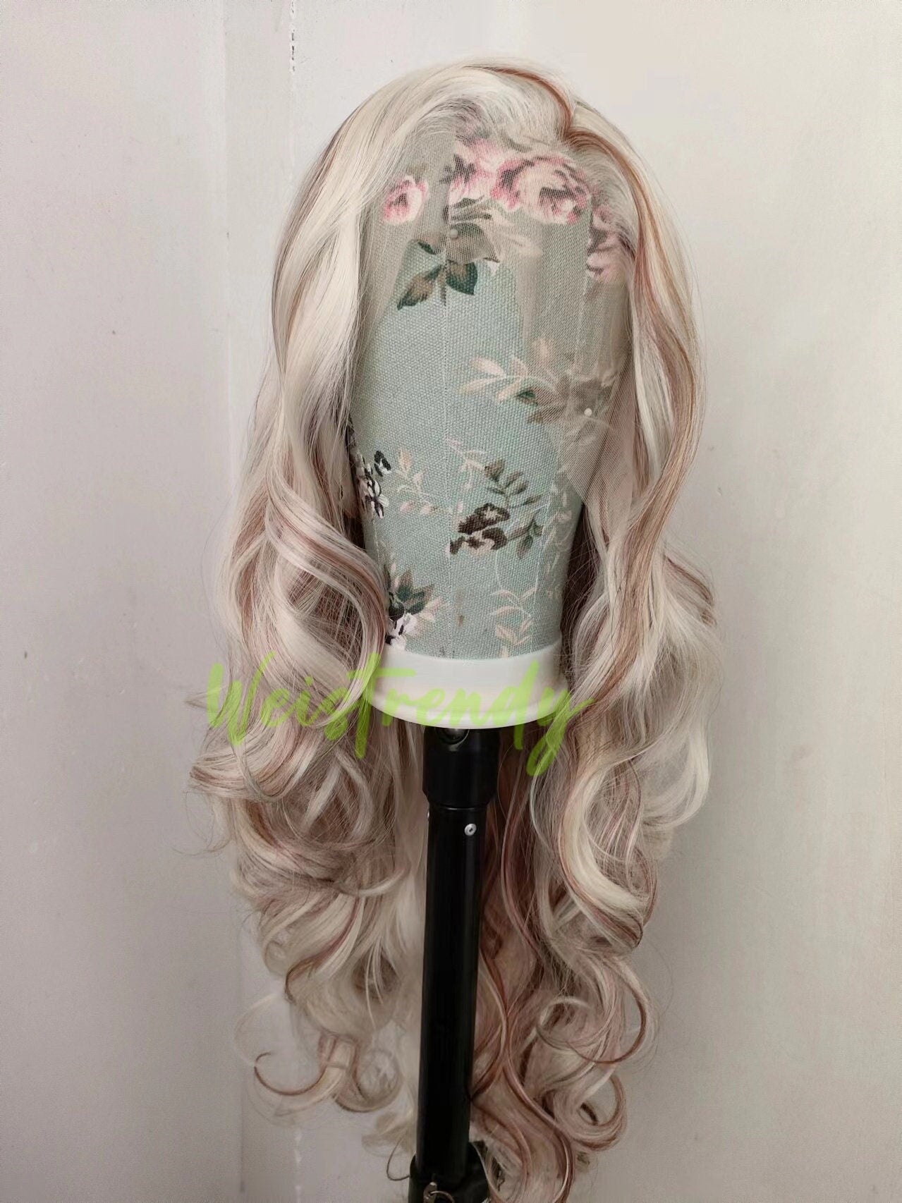 Mixed Blonde Brown Long Curls Wavy Wigs Premium Synthetic Fibre Heat Safe Glueless Lace Frontal Wig