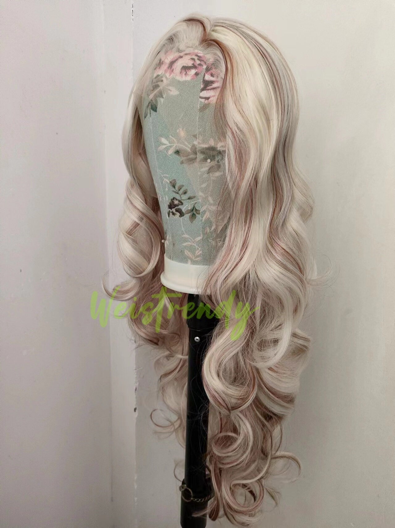 Mixed Blonde Brown Long Curls Wavy Wigs Premium Synthetic Fibre Heat Safe Glueless Lace Frontal Wig