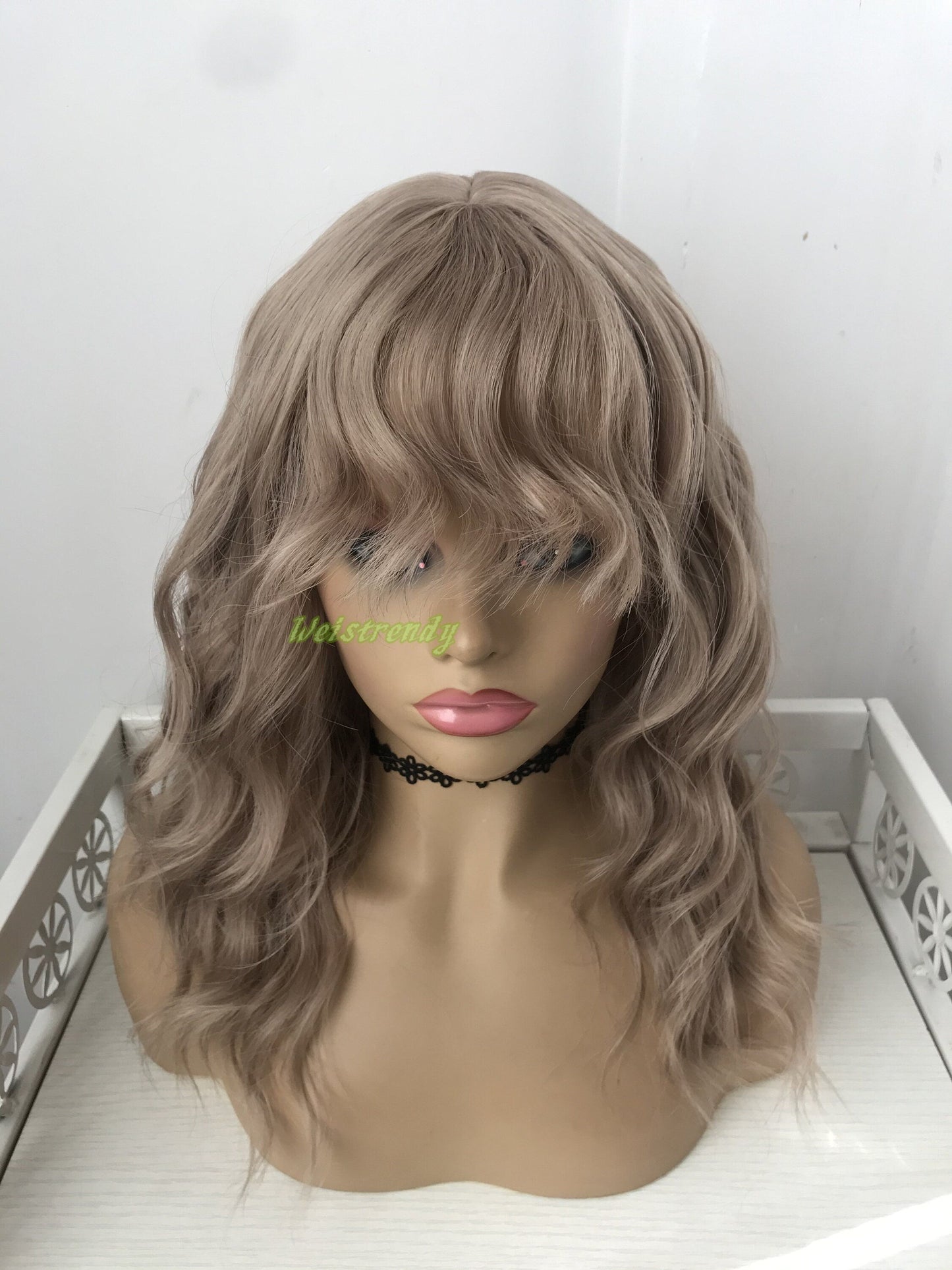 Mixed Brown Blonde Medium Length Wavy Curly Wigs with Fringes/Bangs Synthetic Wigs Heat Safe